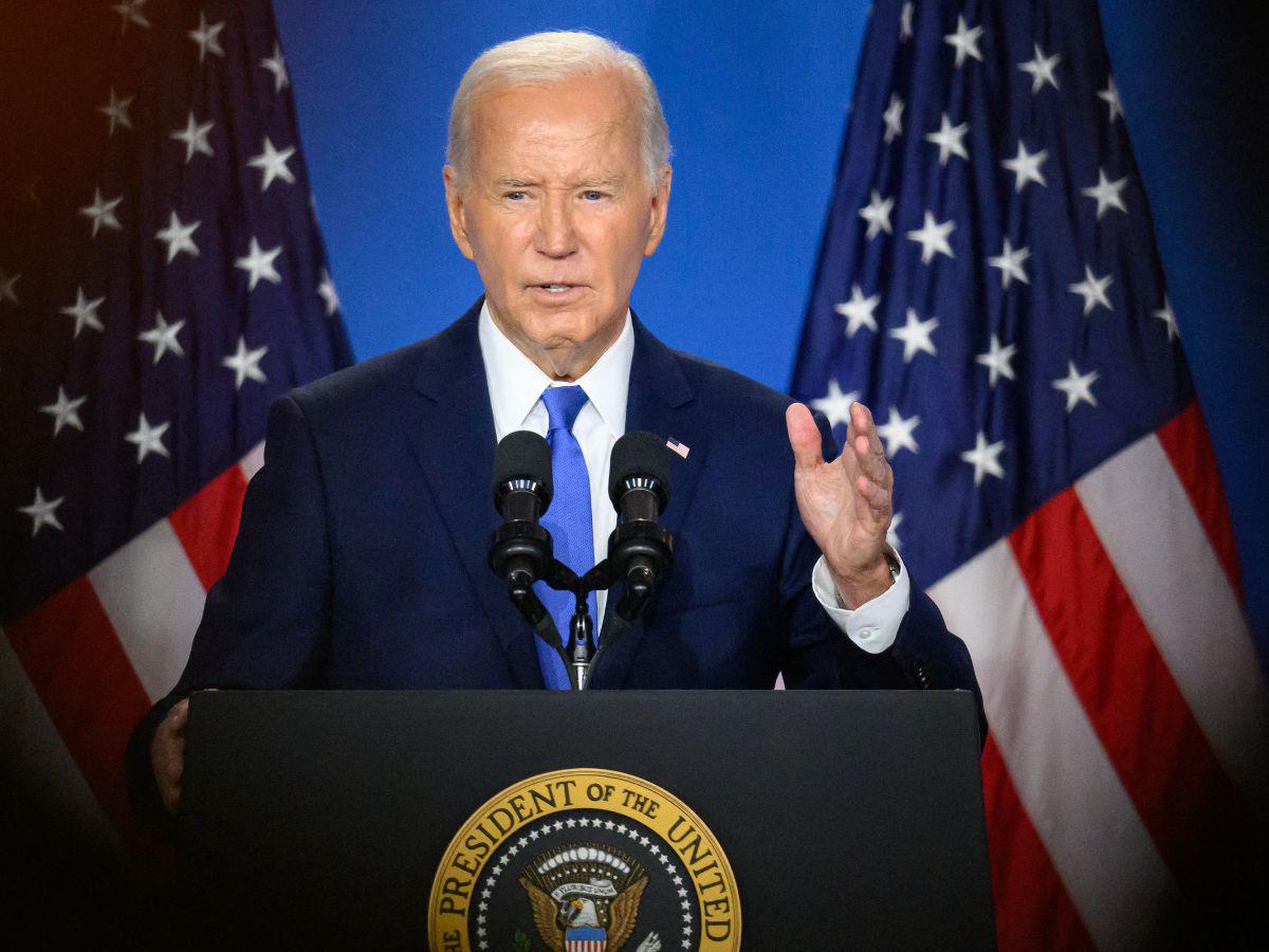 Hollywood y ricos donantes al Partido Demócrata presionan a Biden