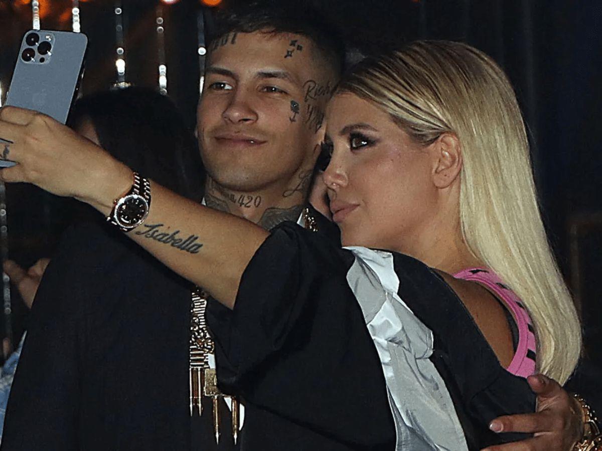 Wanda Nara confirma romance con famoso cantante: Así fueron captados