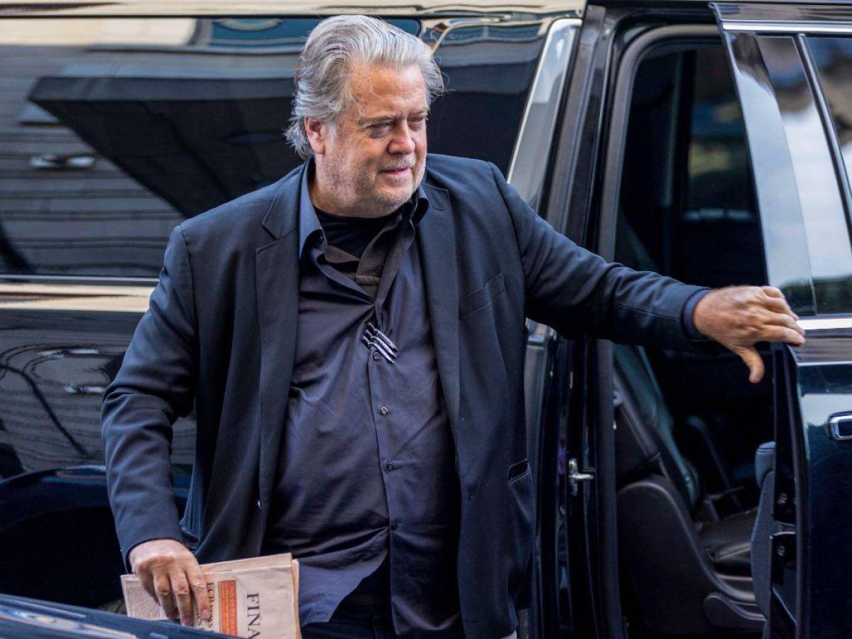 Bannon, exasesor de Trump, declarado culpable de obstruir investigación sobre asalto al Capitolio