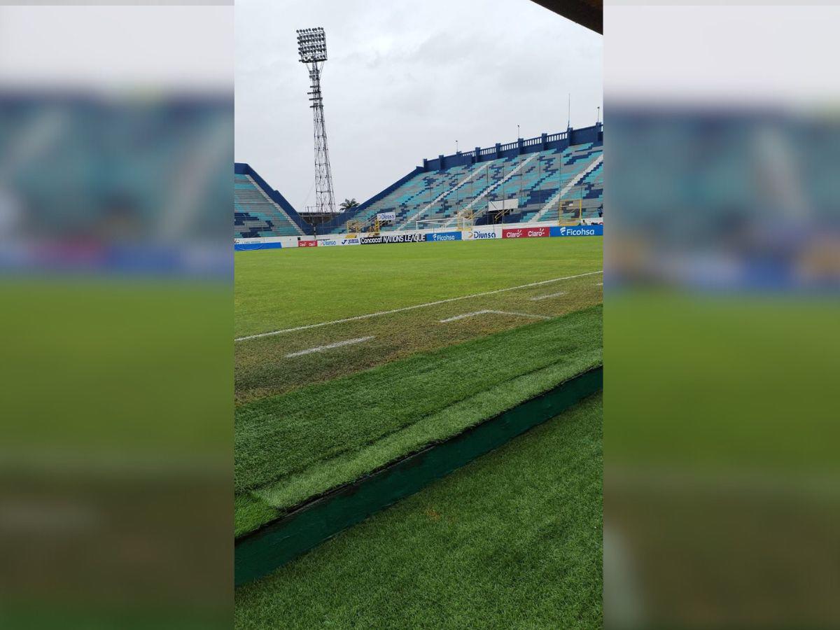 Así está la grama del Estadio Morazán tras lluvia y a horas del Honduras vs México