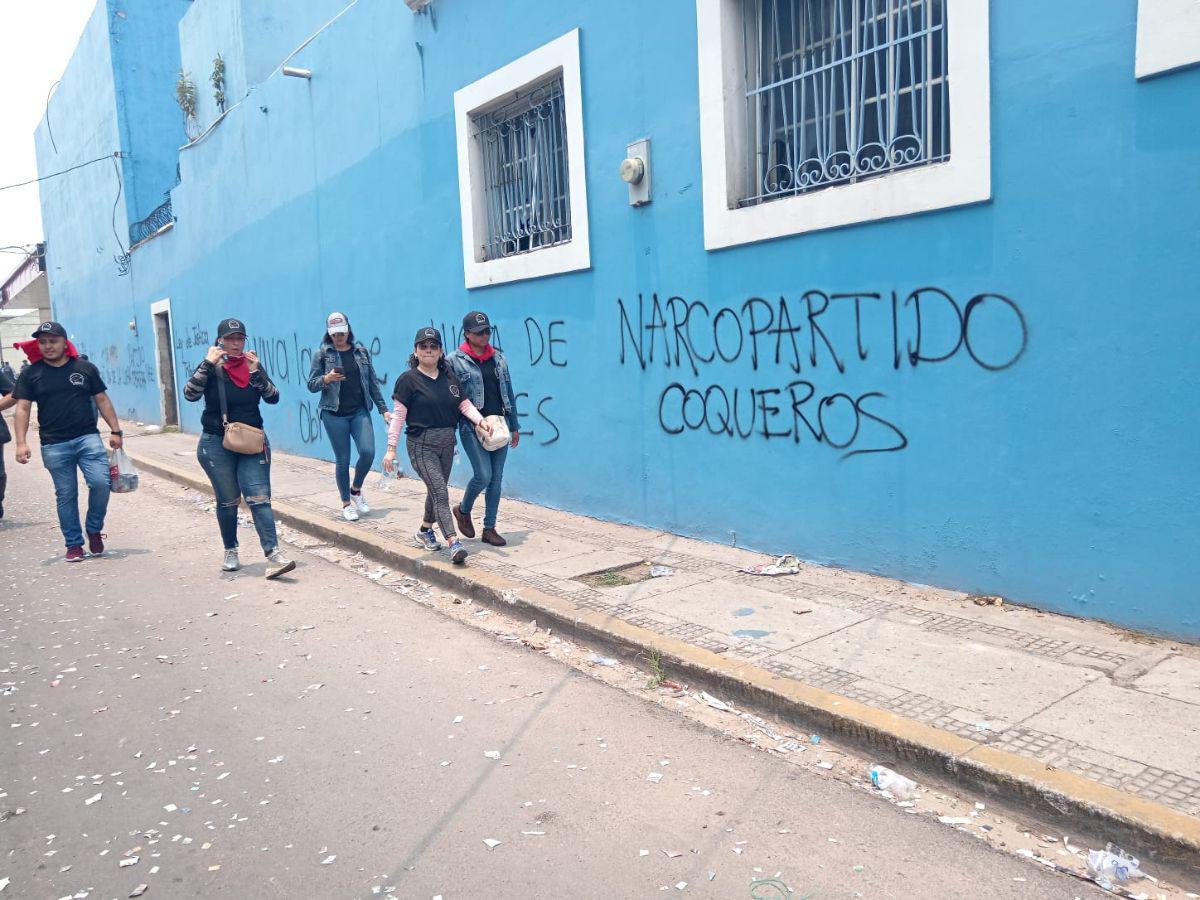 A pesar del despliegue policial, no se reportaron incidentes graves durante la manifestación.