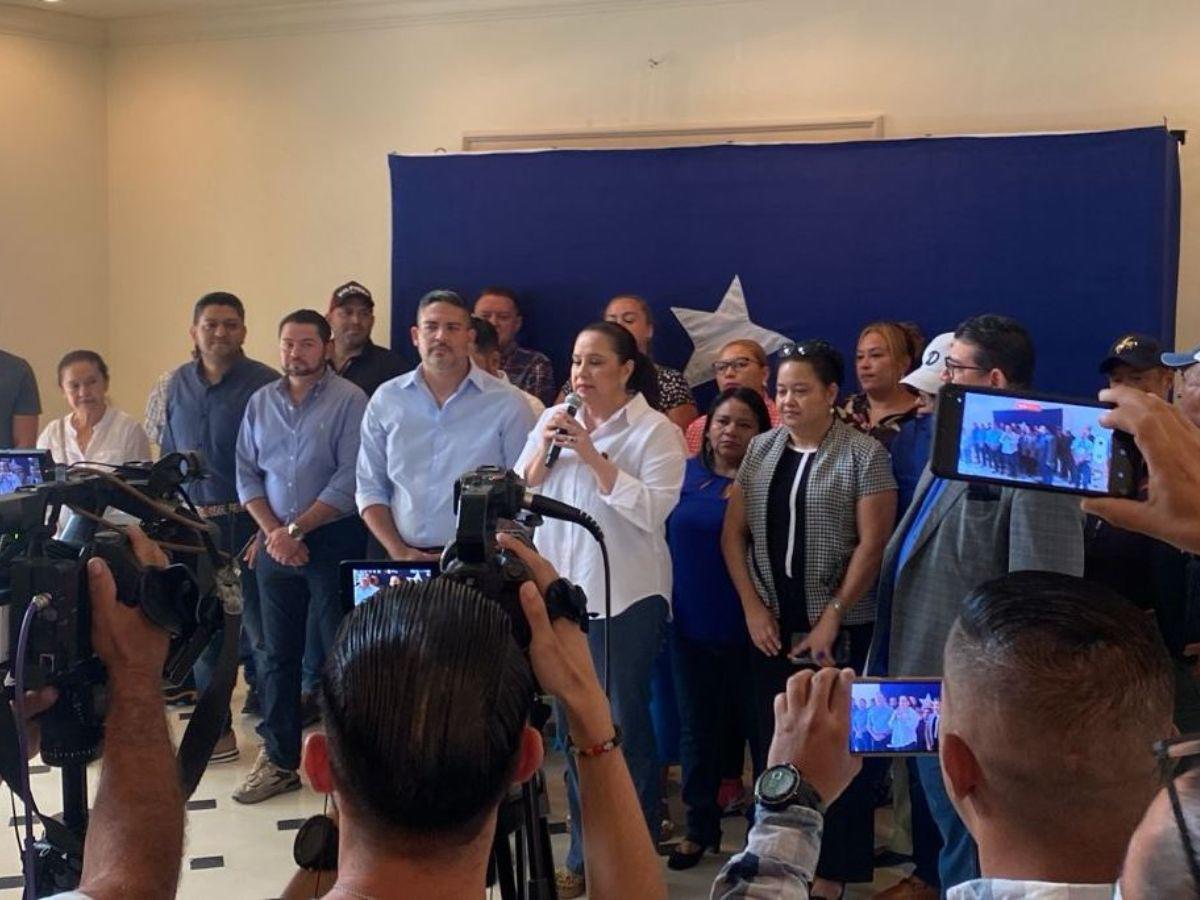 Ana García presenta a su precandidato a alcalde por el Distrito Central