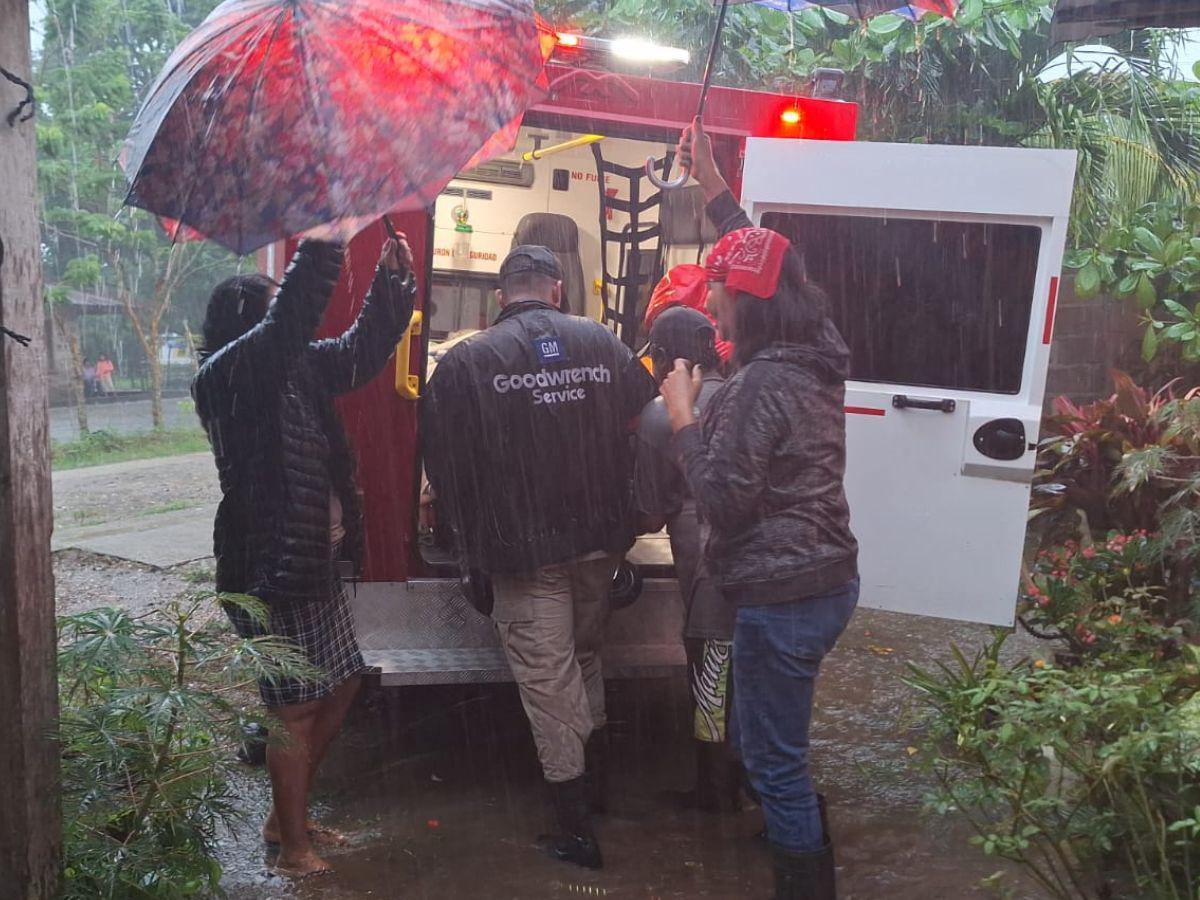 Los daños que ha dejado la tormenta Sara en la zona norte de Honduras