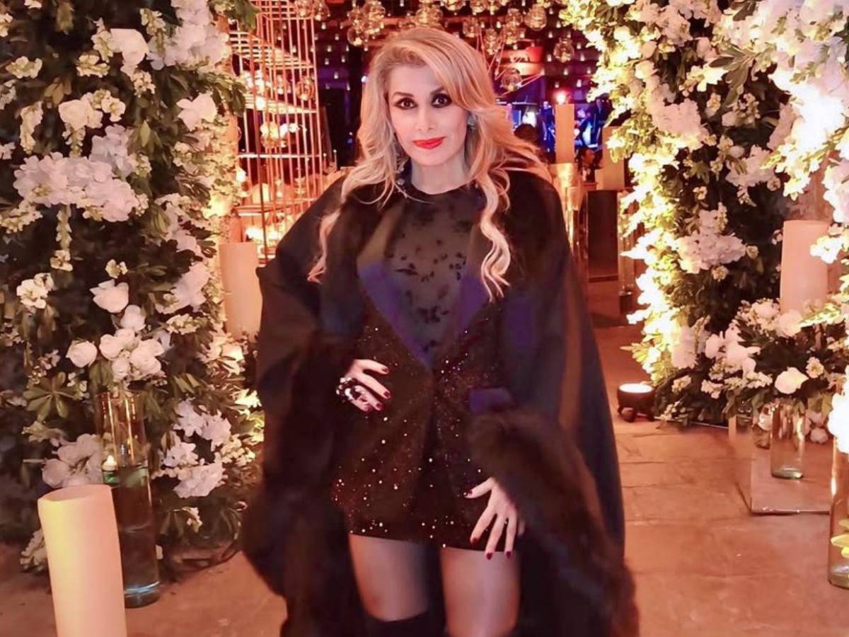 Hija de Dulce habría intentado empujar a la cantante por las escaleras, revelan