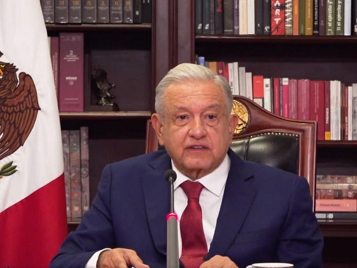 “De lejitos”, así anuncia AMLO que tiene covid por tercera vez