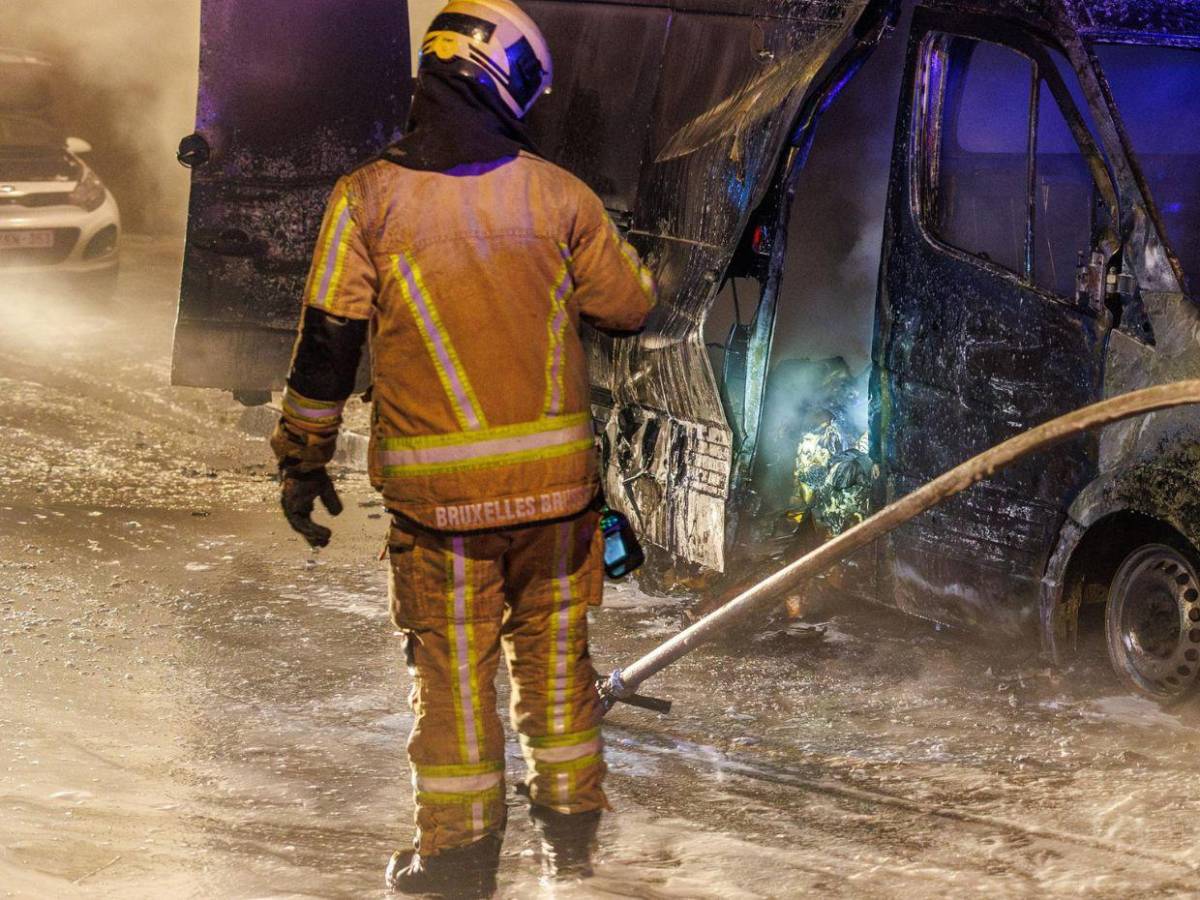 Celebración de Nochevieja termina en incendio en Bruselas, Bélgica