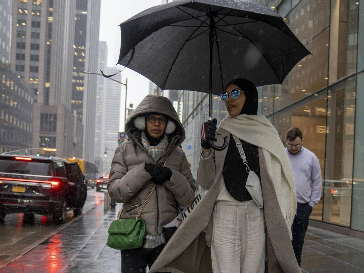 Tormenta de nieve en EUA deja impresionantes imágenes en Nueva York