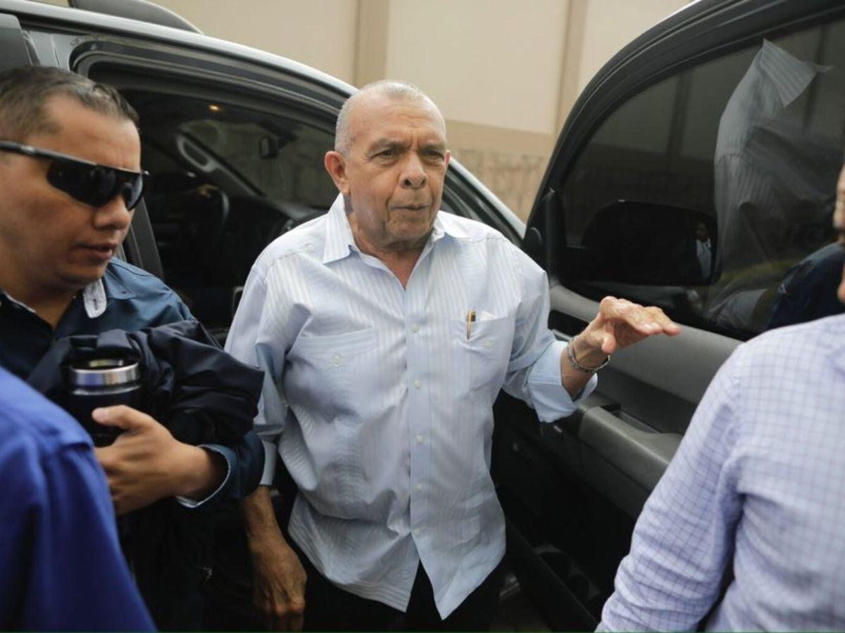 ”Pepe” Lobo comparece en juicio por el caso Pandora II