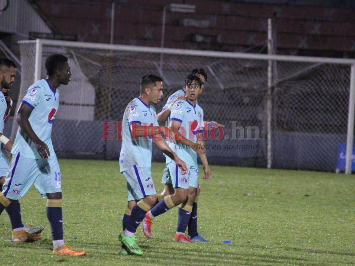 Motagua golea 3-0 al Vida y es un claro mensaje de advertencia a Olimpia