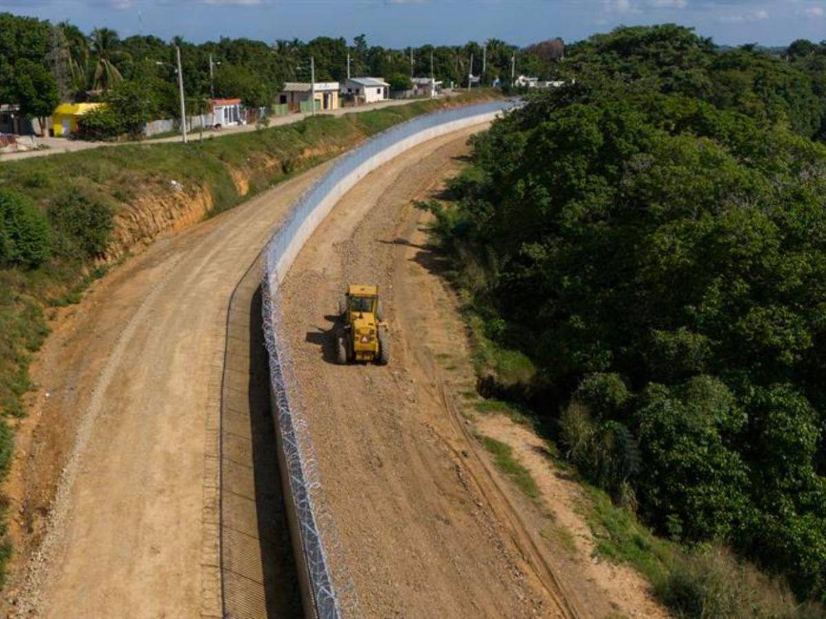 Así va el muro fronterizo de 400 kilómetros entre República Dominicana y Haití