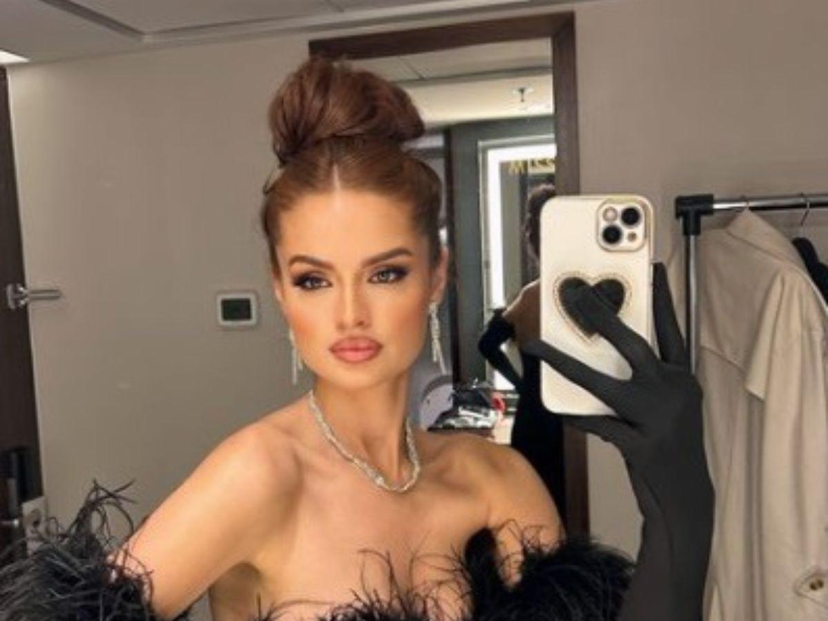 Stephanie Cam deslumbra con atrevido look en cena de Miss Universo