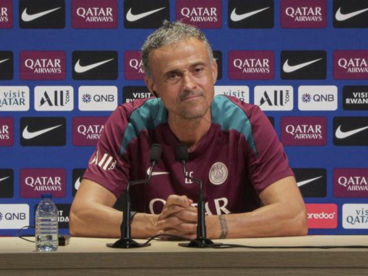 Luis Enrique se enfada y responde tras debut de Mbappé: “Que pesados son los españoles”