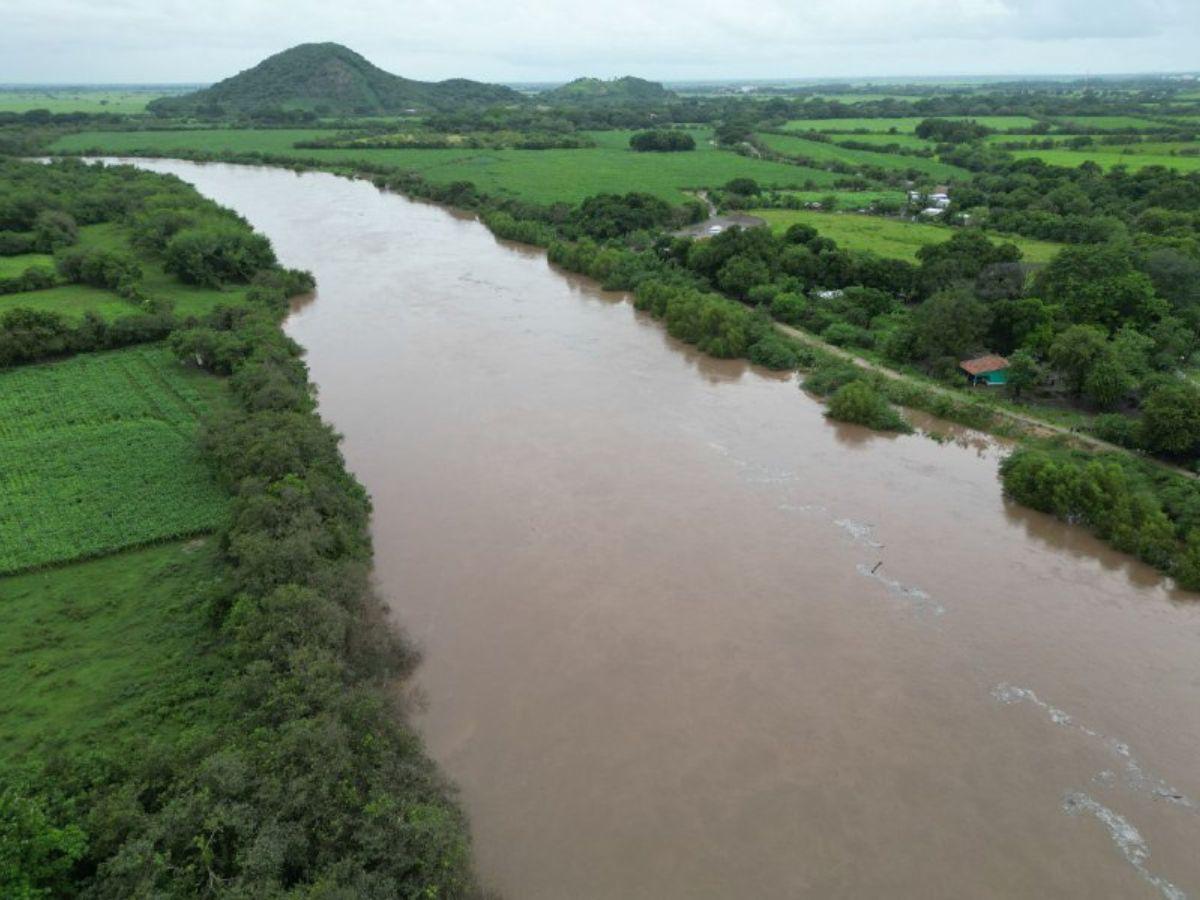 Inundaciones, daños y crecidas de ríos: imágenes de las lluvias en Choluteca