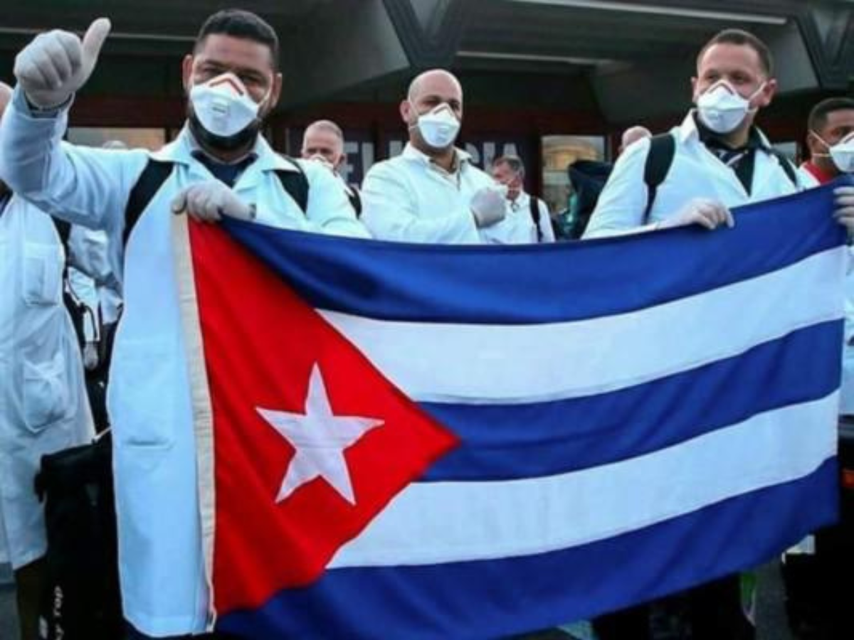 En febrero llegarán médicos cubanos a Honduras