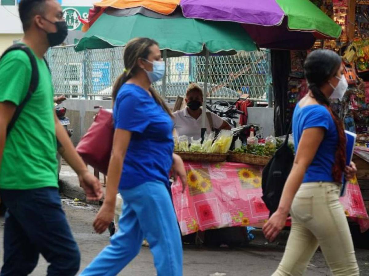 ¿Qué hace falta para quitar el uso obligatorio de las mascarillas?