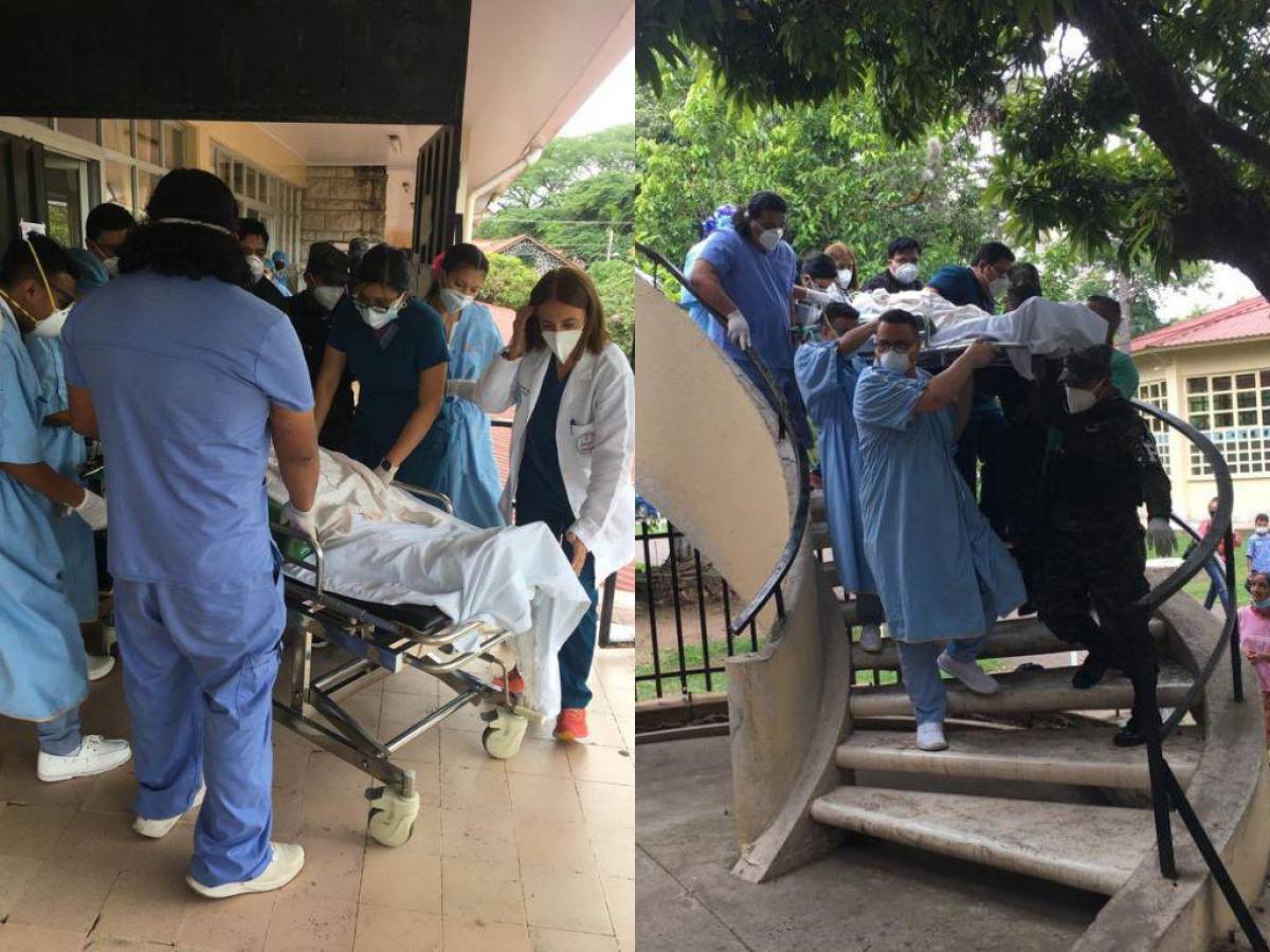 Paciente intubada es trasladada por gradas de El Tórax por fallas en ascensores