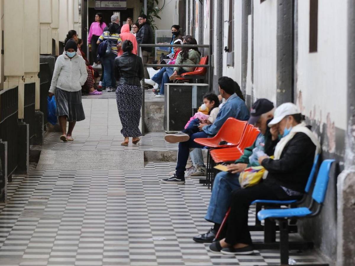 Pacientes denuncian asaltos en los alrededores del Hospital San Felipe