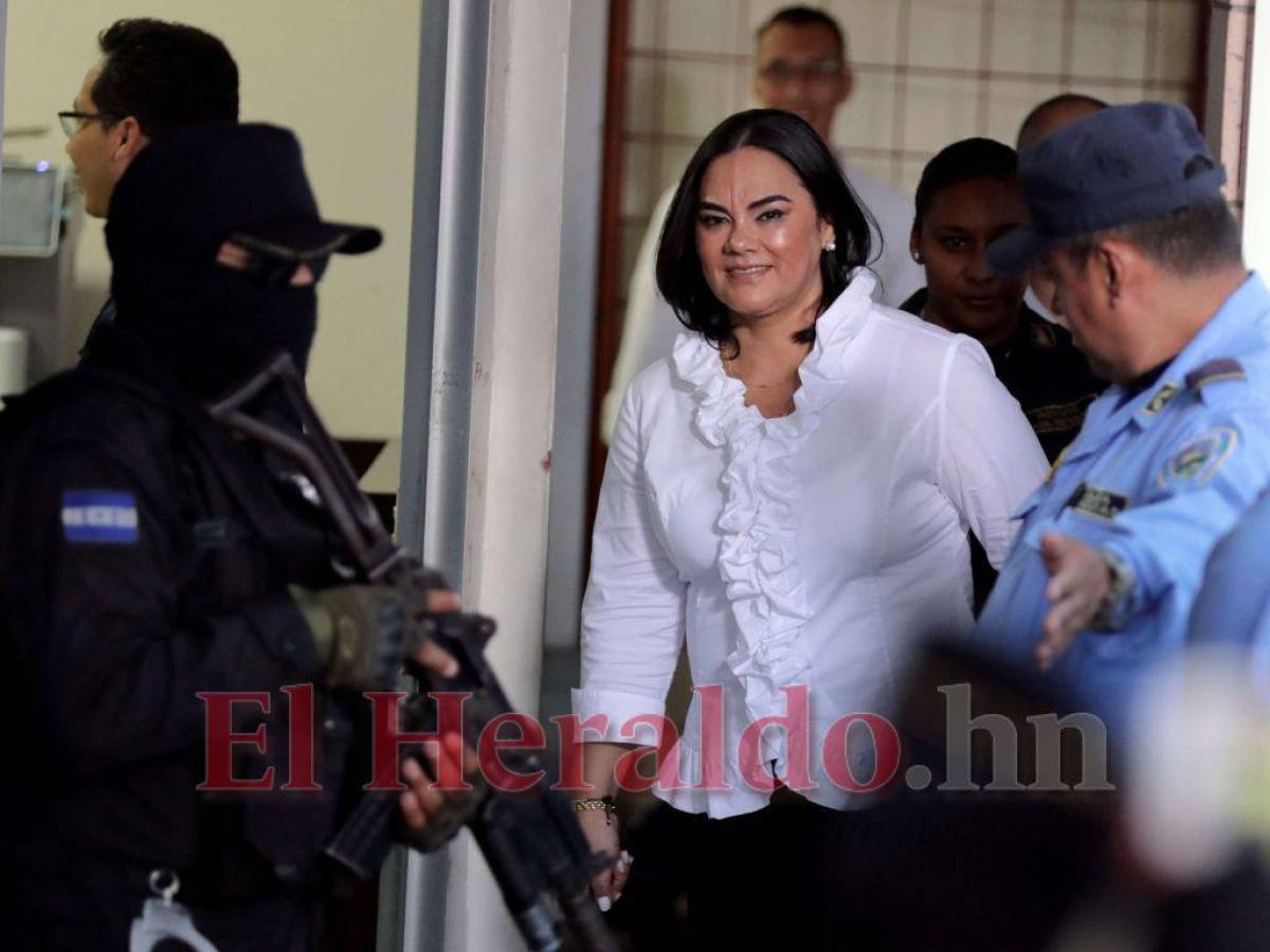 Defensa de Rosa Elena Bonilla solicitará cambio de medidas por su delicada condición de salud