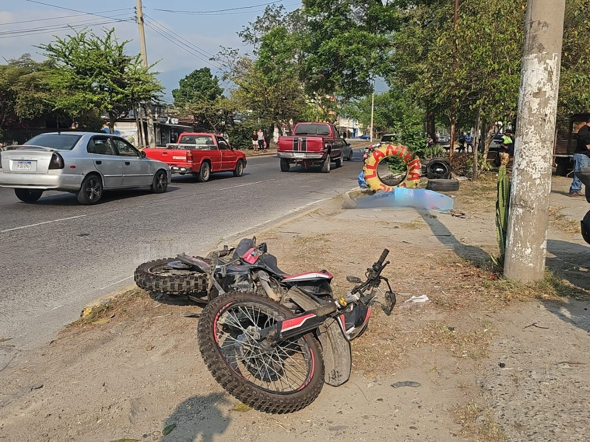 Motociclista muere tras ser embestido por un camión en San Pedro Sula