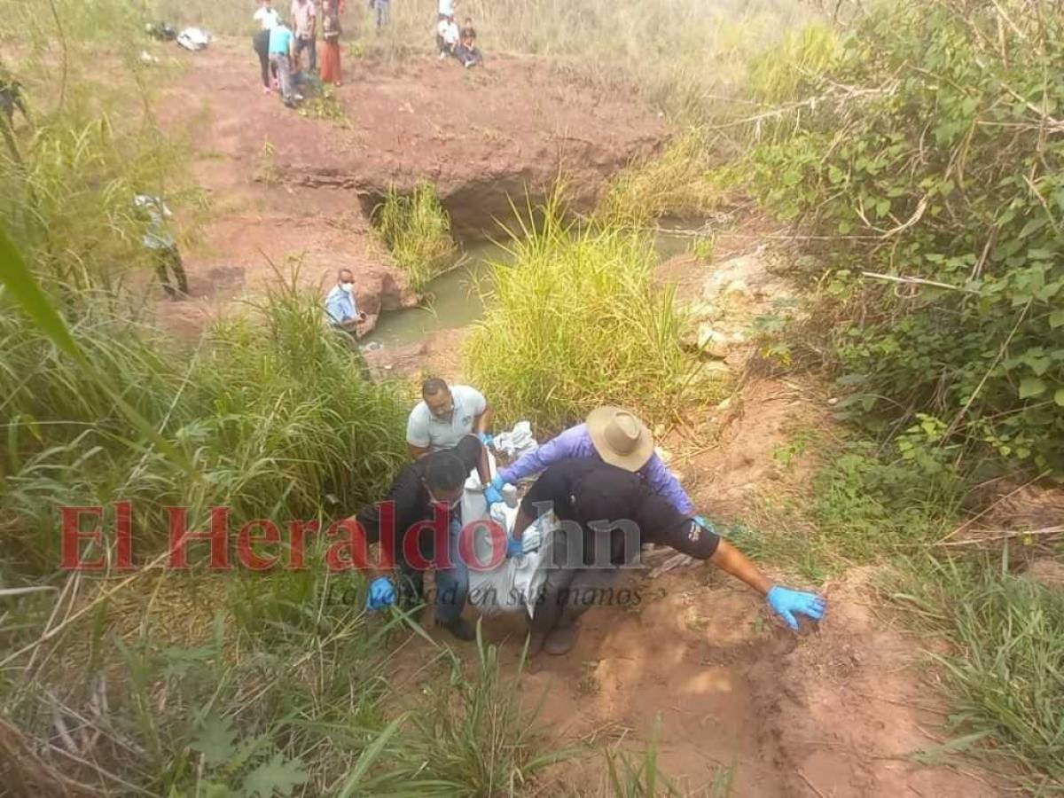 Hallan cadáver de hombre desaparecido en una quebrada de la capital