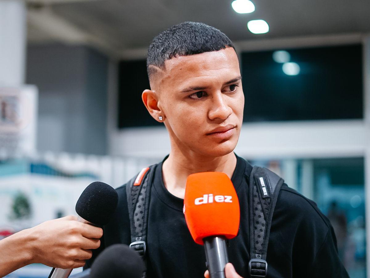 Kervin Arriaga aterriza en Honduras y habla sobre su posible llegada al fútbol alemán