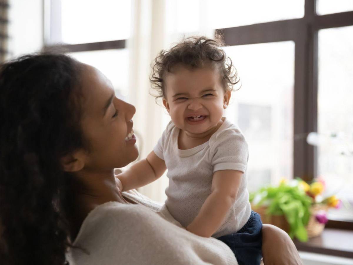 Primeros dientes: Todo lo que necesitas saber para cuidarlos