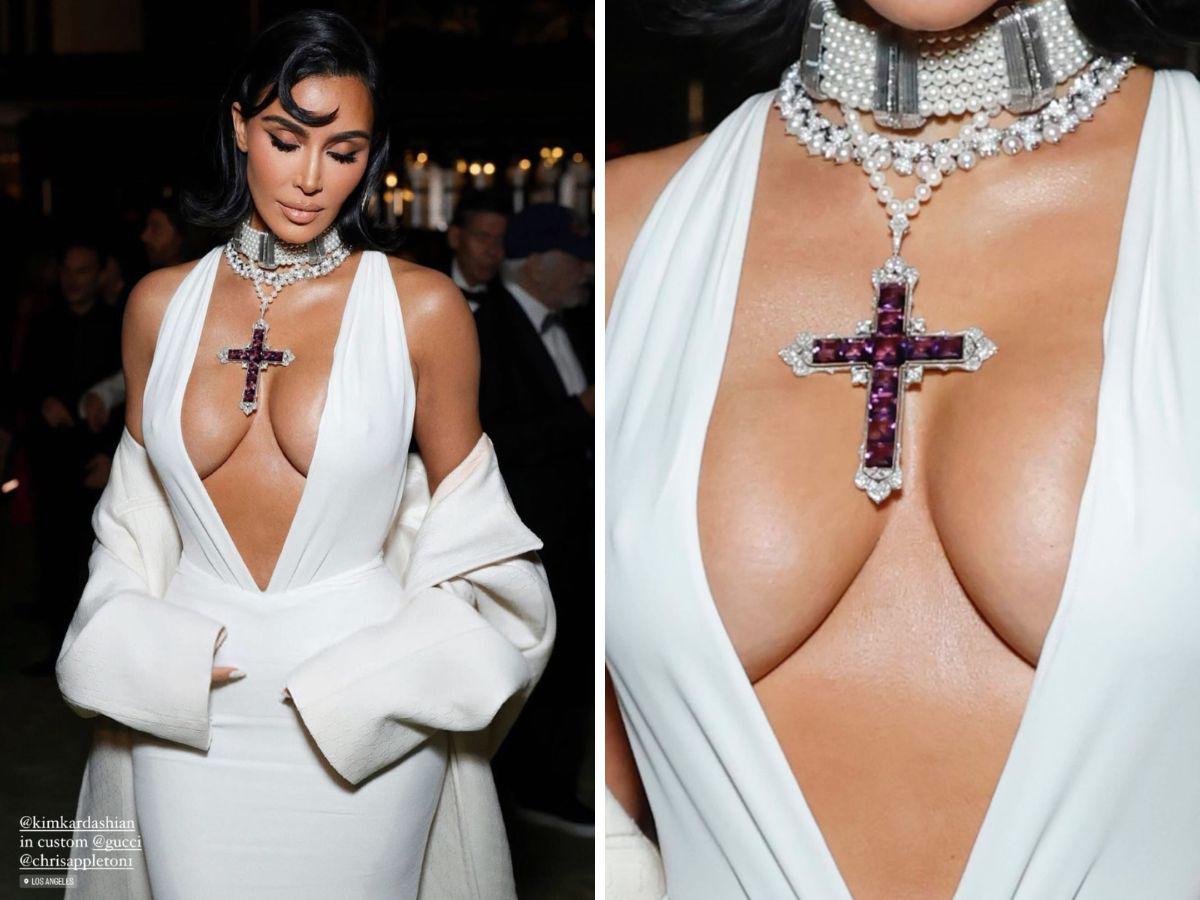 Critican a Kim Kardashian por “vulgar” uso del icónico collar cruz de Lady Di