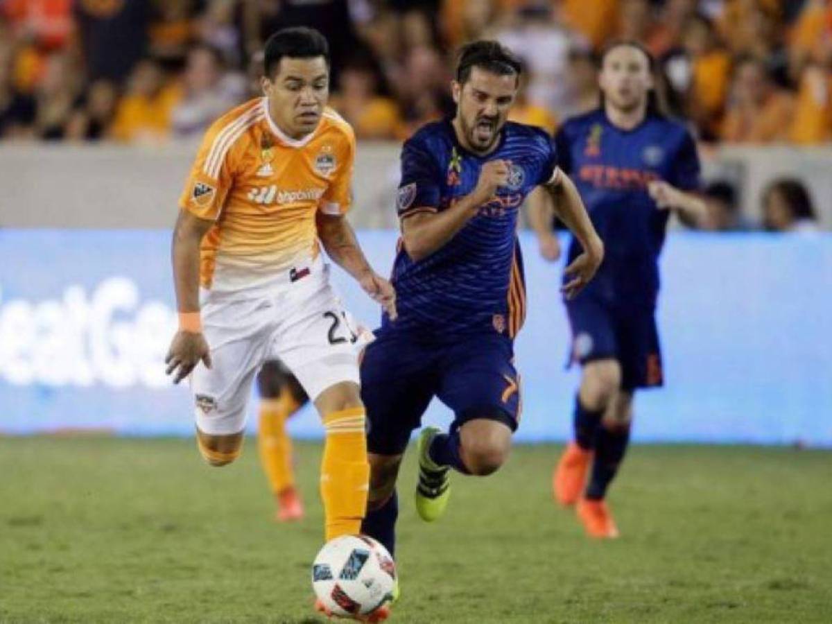 José Escalante durante su paso por el Houston Dynamo.