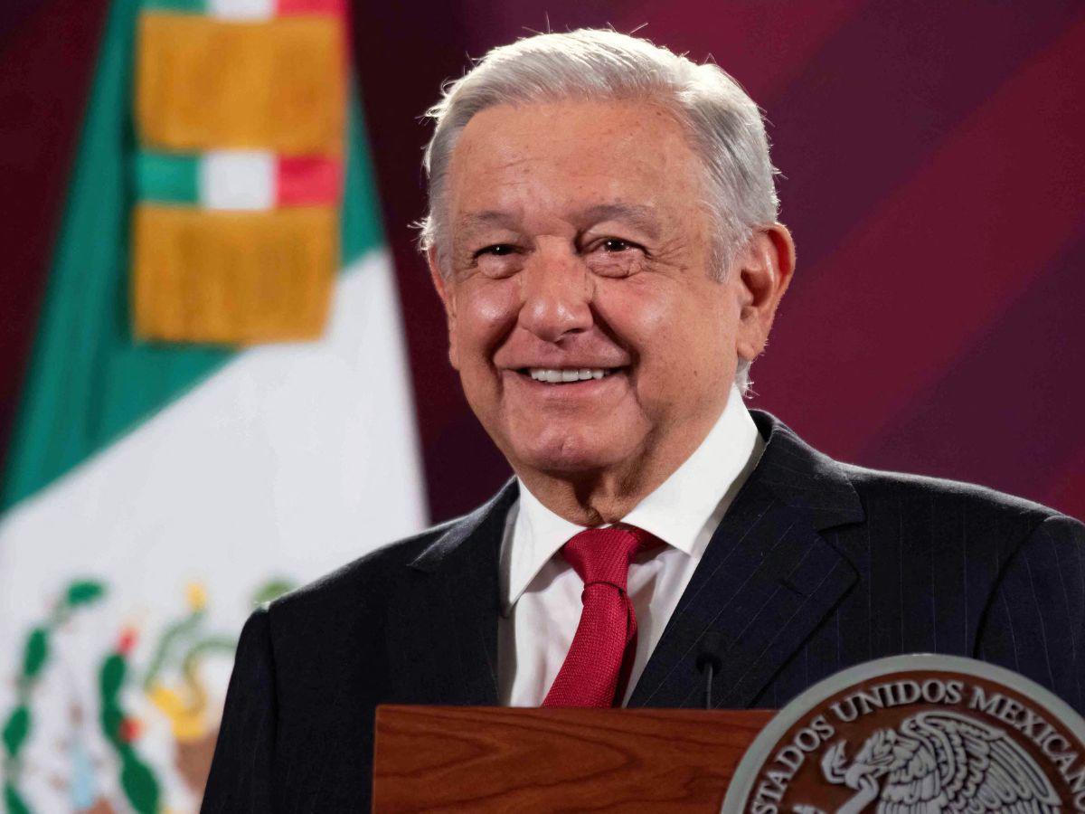 Presidente de México evitará sobrevolar Perú por crisis diplomática