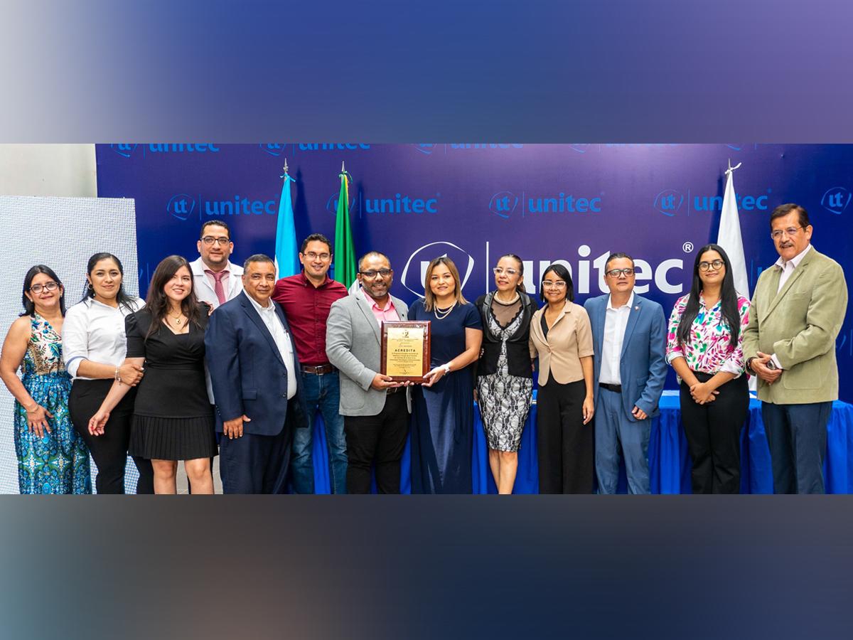 <i>Esta acreditación es un testimonio del compromiso de UNITEC con la excelencia académica. </i>