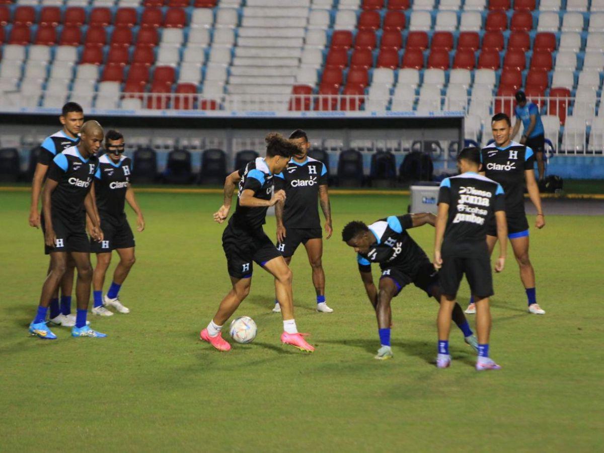 Granada enfrentará a Honduras con futbolistas de las ligas de Inglaterra y de la primera división de Países Bajos