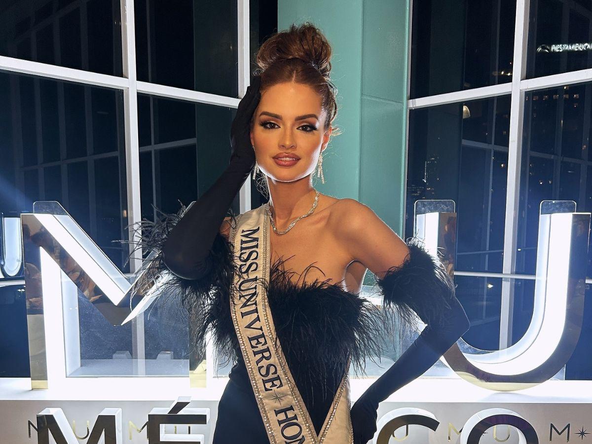 Stephanie Cam deslumbra con atrevido look en cena de Miss Universo