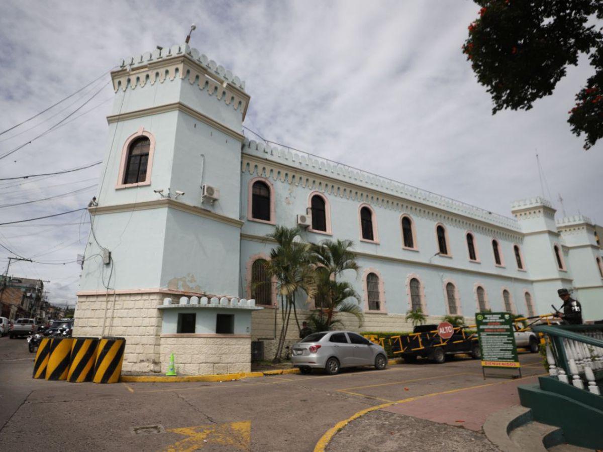 Edificios emblemáticos de Tegucigalpa y Comayagüela guardan su historia