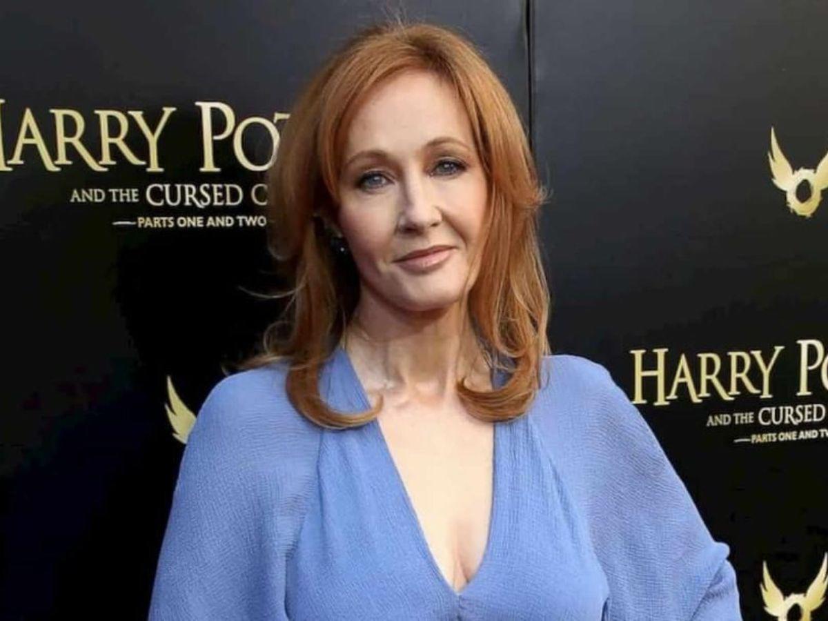 J.K. Rowling se arrepiente de no haber hablado “antes” sobre derechos trans