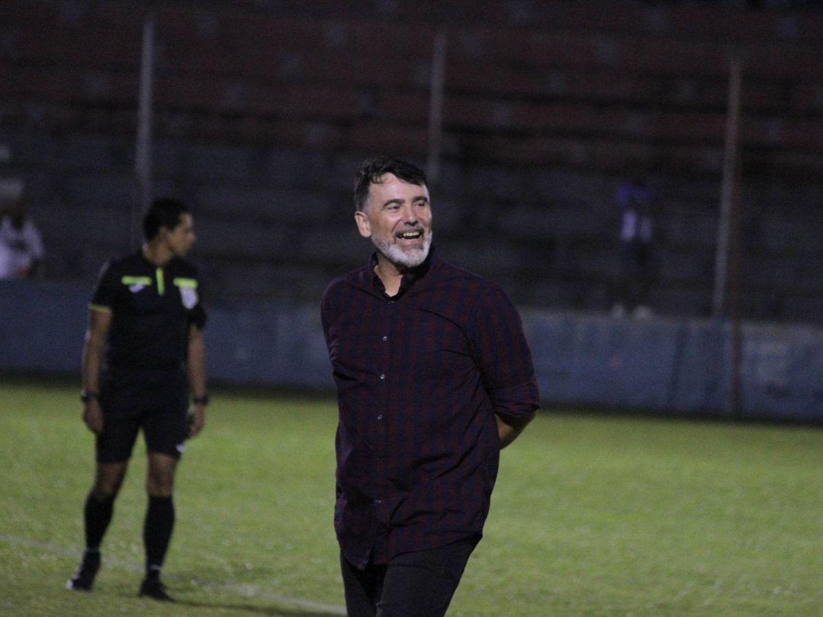 ¿Quién es Fernando Araujo?, el nuevo director técnico de un equipo histórico de segunda división