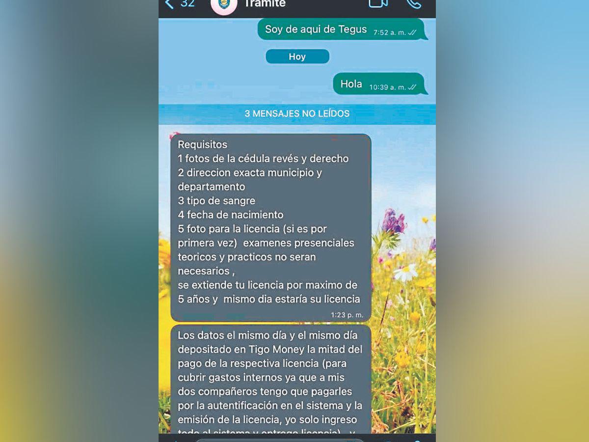 El estafador brinda una serie de requisitos para que el hondureño proceda a realizar el pago.