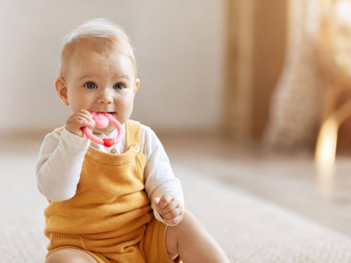 Primeros dientes: Todo lo que necesitas saber para cuidarlos