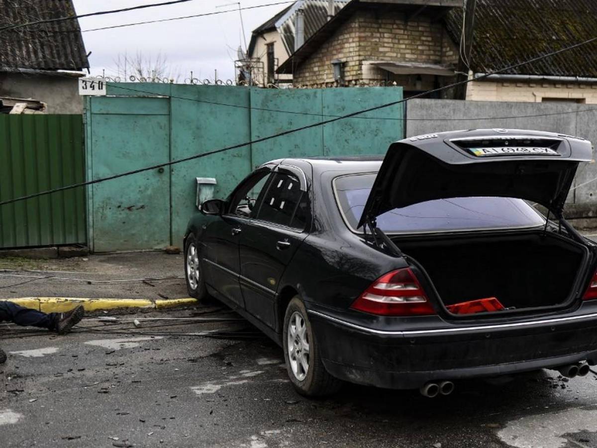 Al menos 20 cadáveres en una calle de Bucha, cerca de Kiev