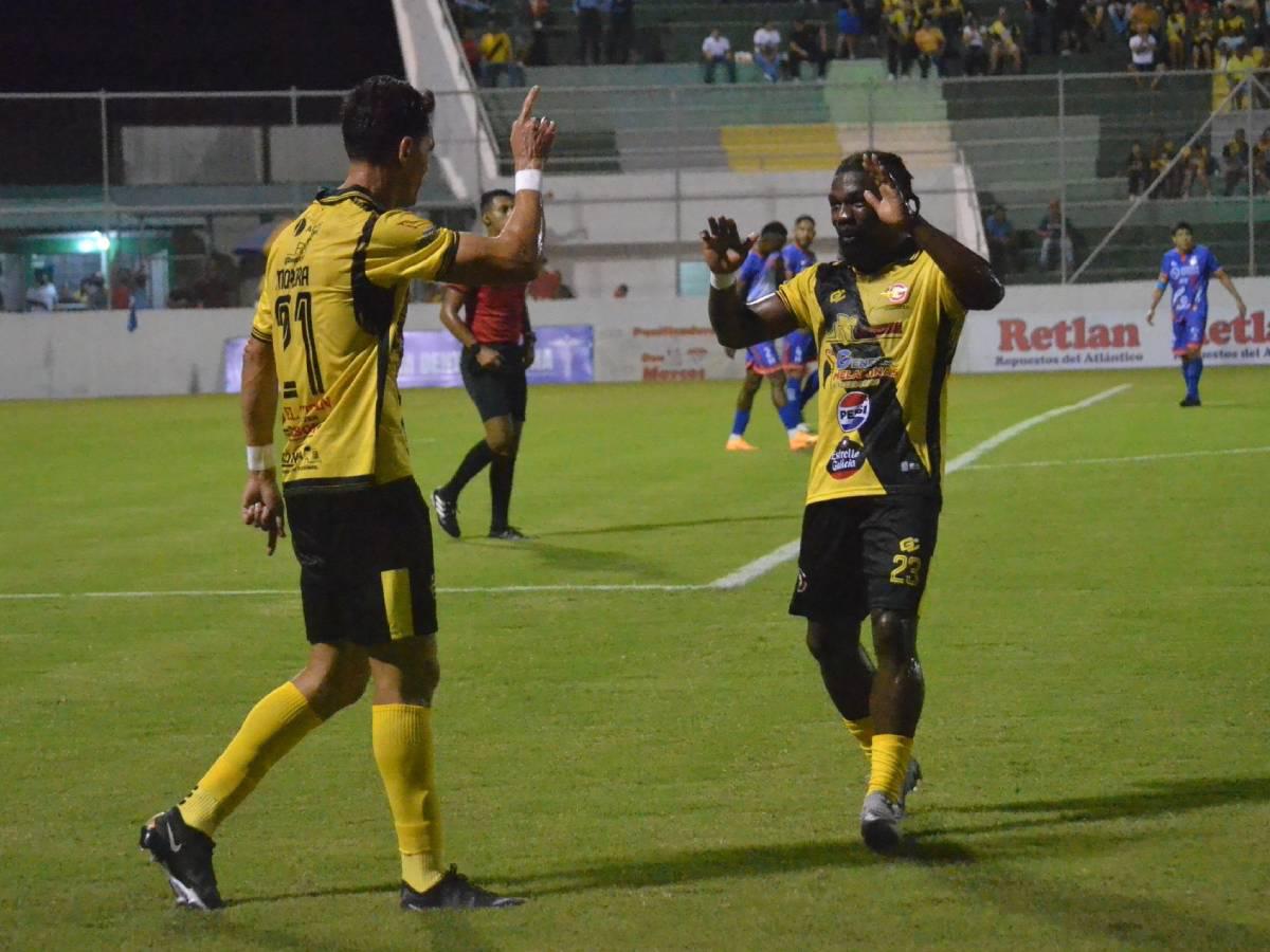 Génesis golea a UPNFM con hattrick de Roberto Moreira