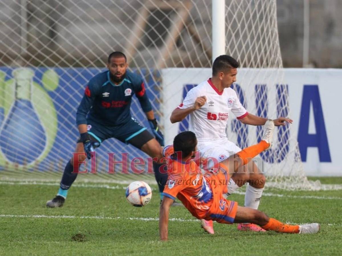 Olimpia, de la mano de Lavallén, gana 3-0 ante UPNFM en Danlí