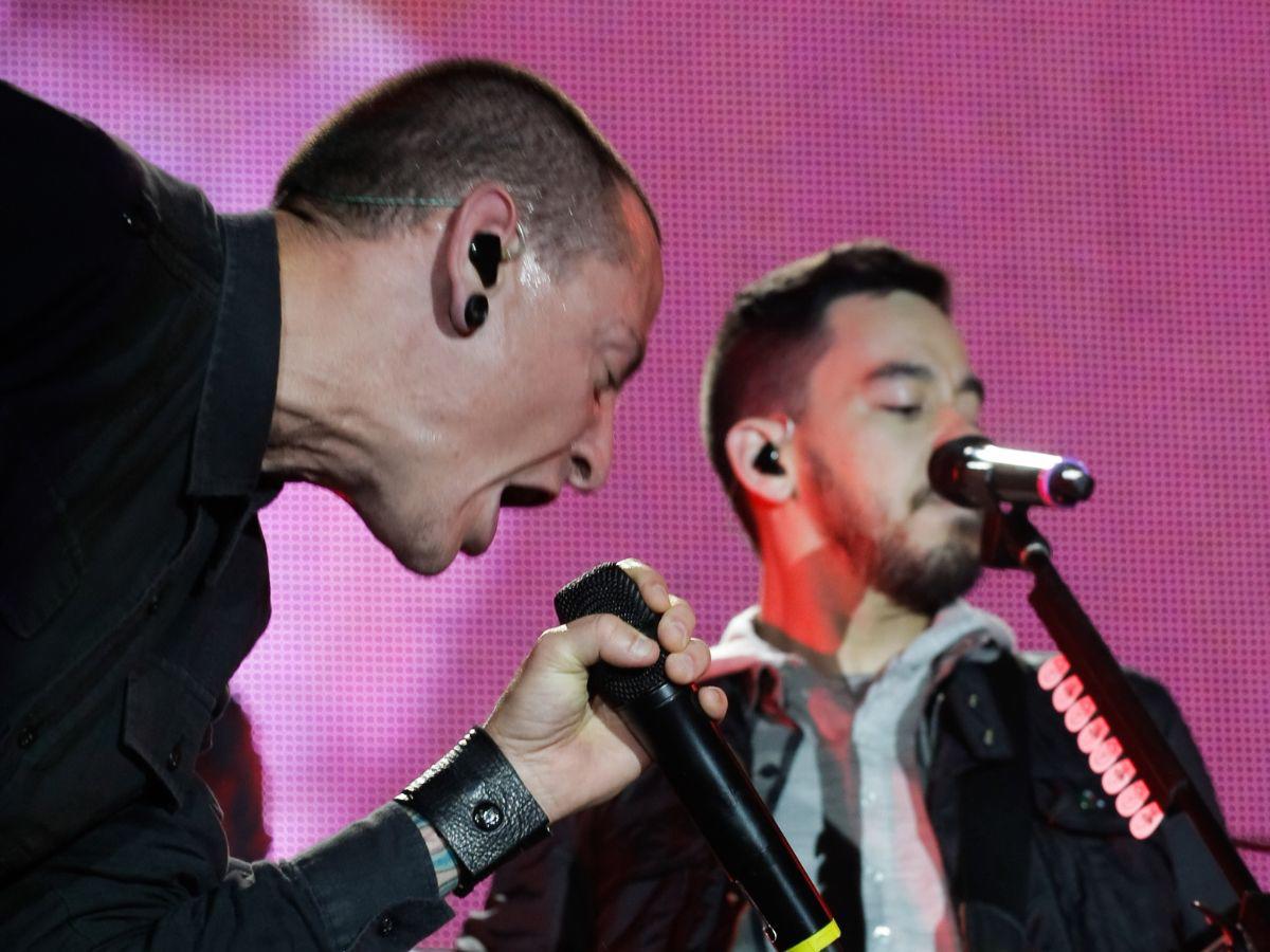 Linkin Park inicia su nueva era con un homenaje a su pasado