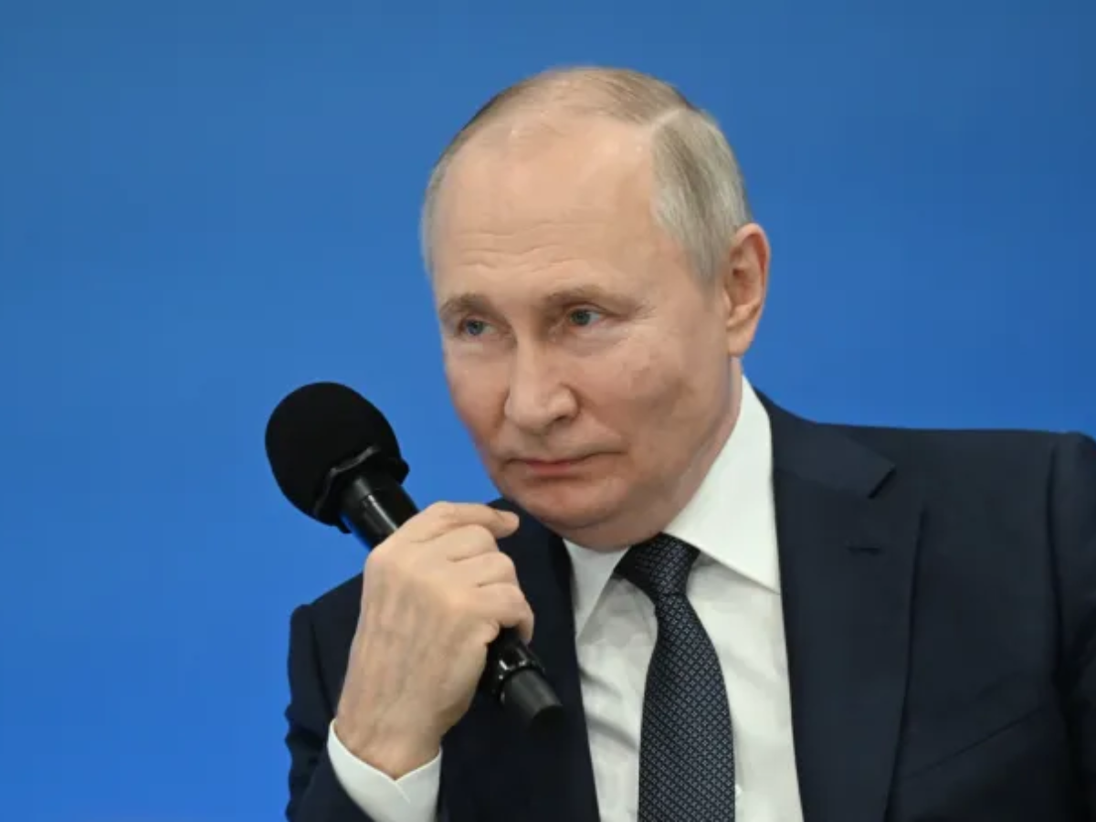 Putin está “abierto” a negociar el acuerdo de granos, nuevo ataque en puerto ucraniano