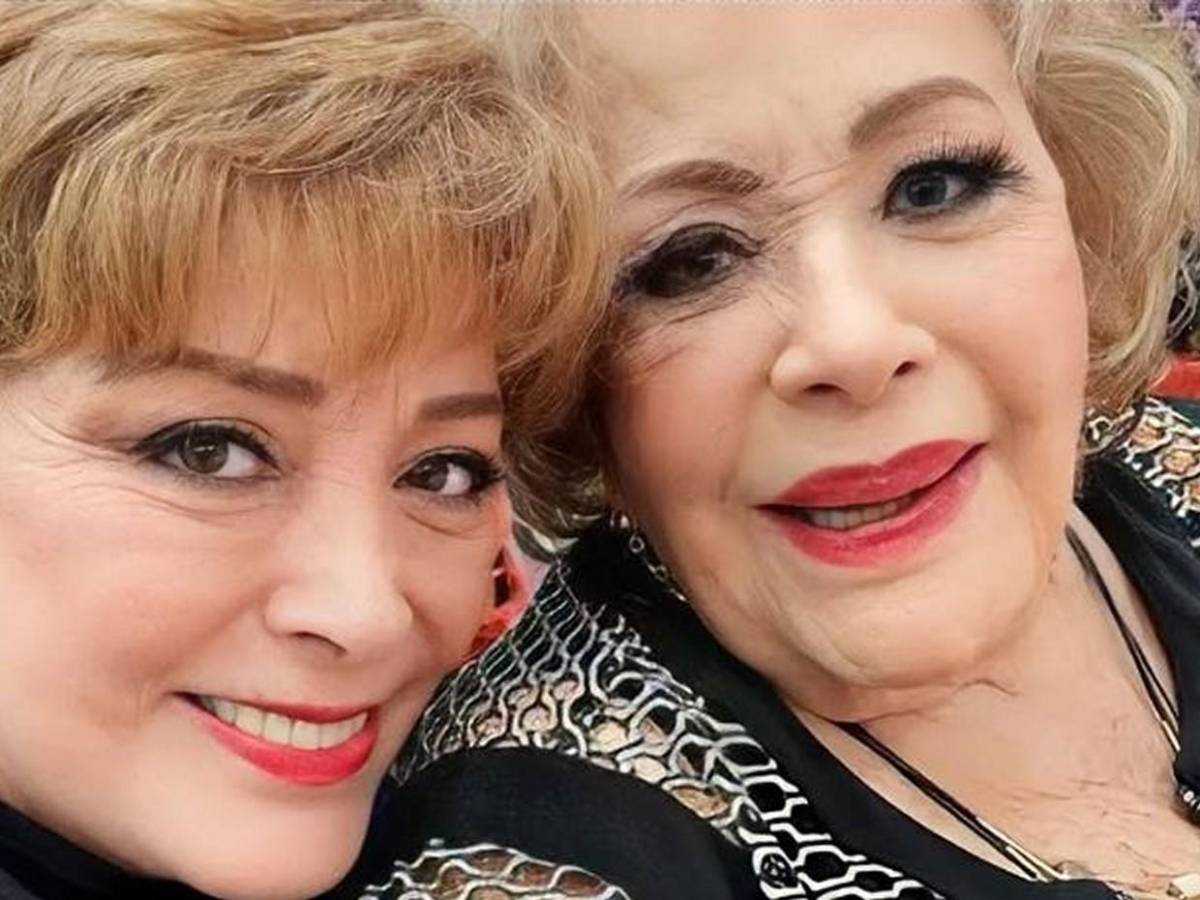 Silvia Pinal es hospitalizada y su hija alarma al pedir “rezar por ella”