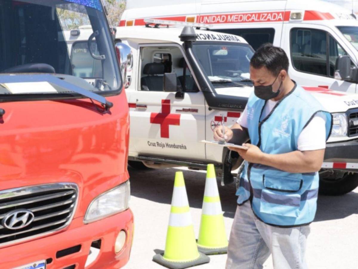 Gobierno programa fechas para revisión mecánica a transporte previo a Semana Santa