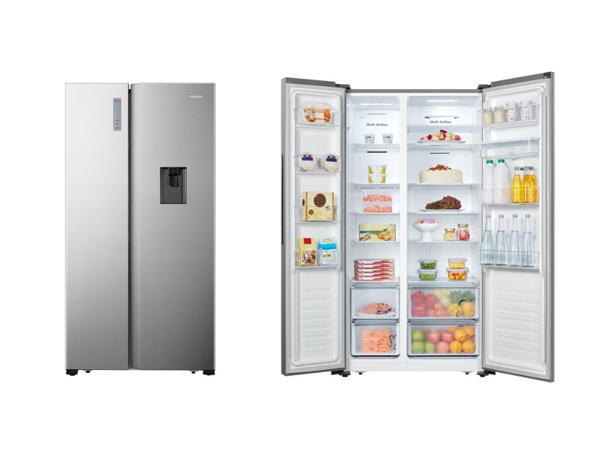 <i>La refrigeradora Hisense Side by Side de 18’ cuenta con iluminación LED de alta eficiencia. Destaca su excelente diseño para el dispensador de agua, el cajón de anchura completa y el control electrónico que mejora la precisión del ajuste de la temperatura.</i>