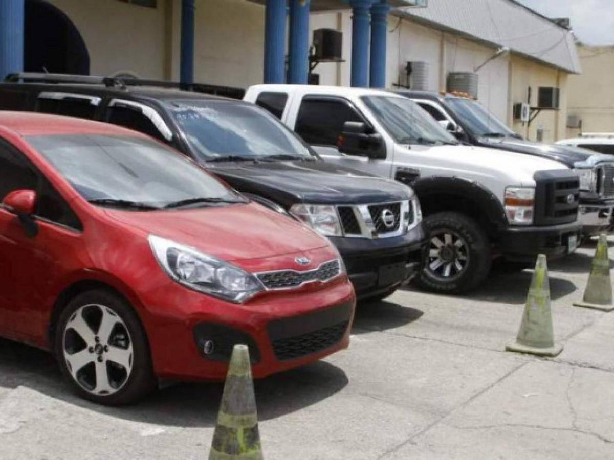 Cobra vigor decreto que permite importación de vehículos viejos de Estados Unidos