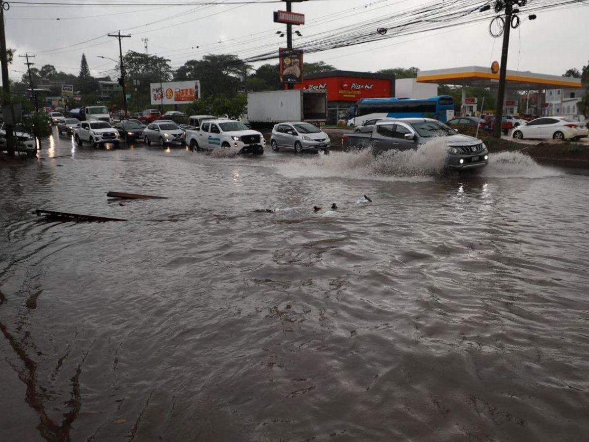 Peligroso octubre para Honduras por ciclones, frente fríos y La Niña