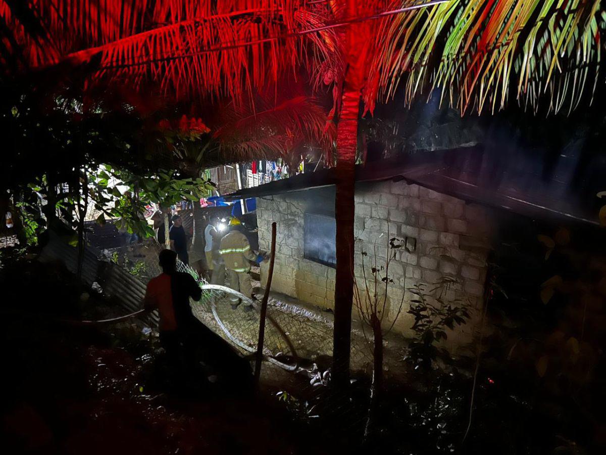 Dos niños mueren calcinados al interior de su vivienda tras incendiarse en Trujillo, Colón