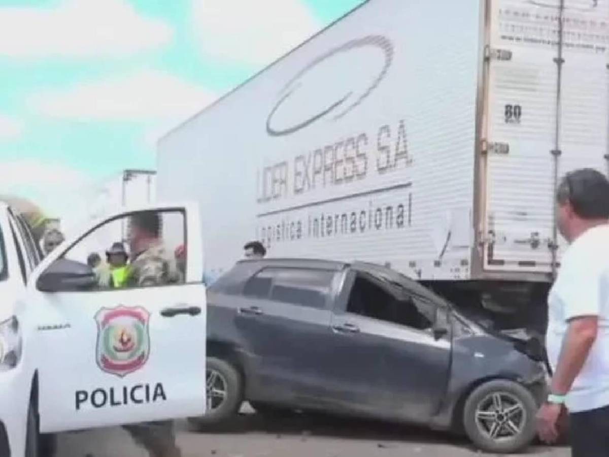 Un muerto y varios hinchas heridos cuando viajaban para presenciar final de Copa Sudamericana