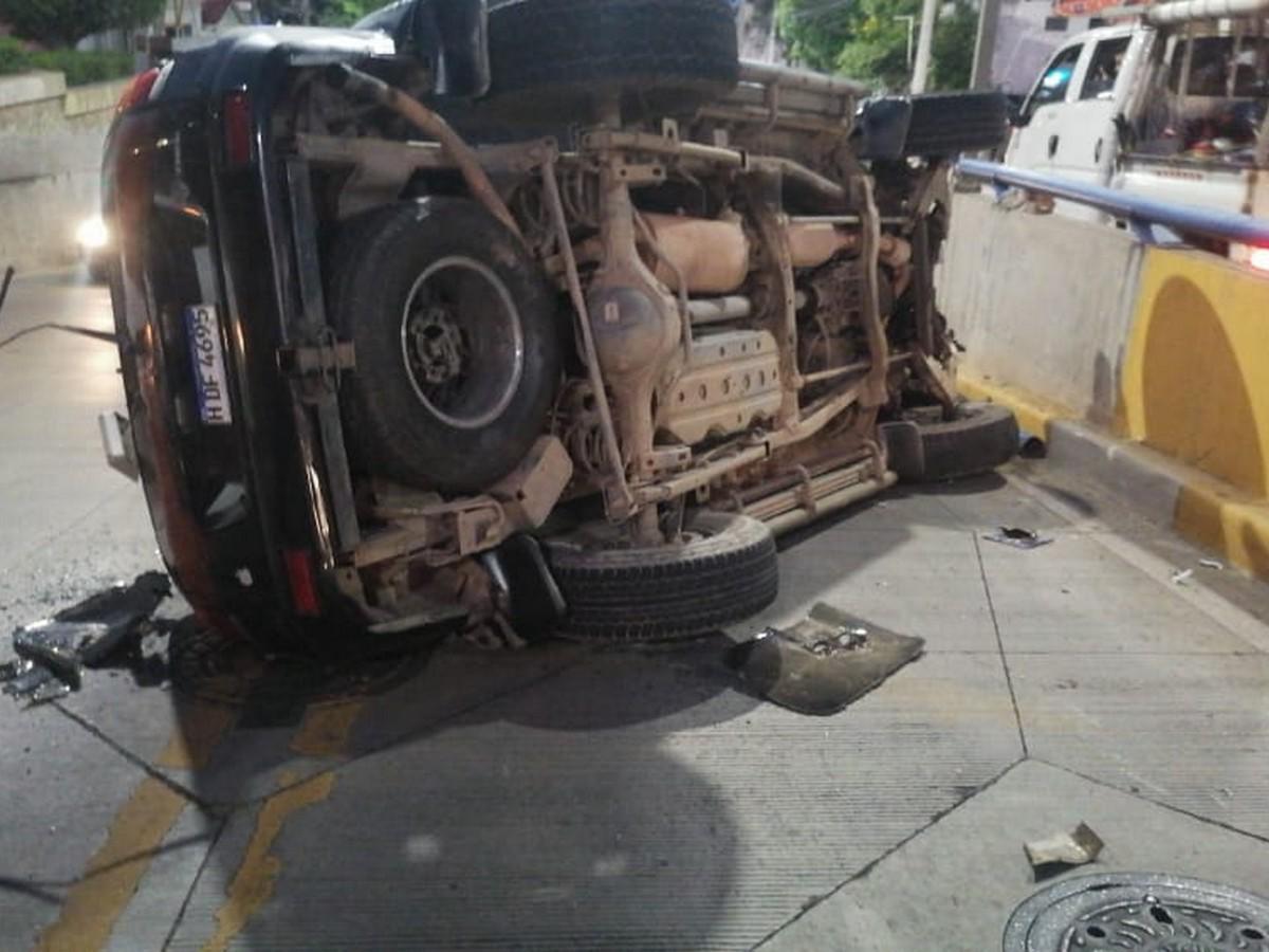 Tres heridos tras fuerte accidente en bulevar Los Próceres